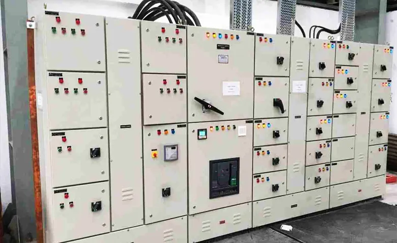 LT Power Distribution Panel